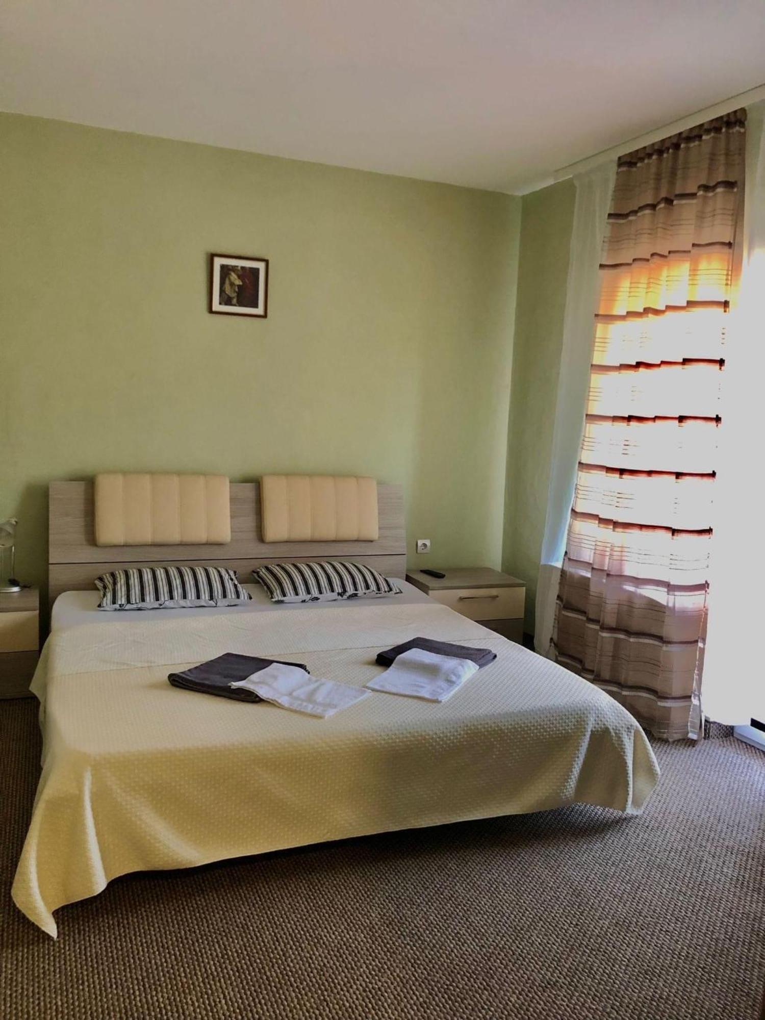 Casa Roua Hotel Baile Felix Exterior photo